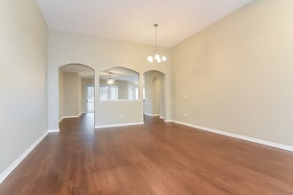 444 Arch Ridge Loop in Seffner, FL - Building Photo - Building Photo