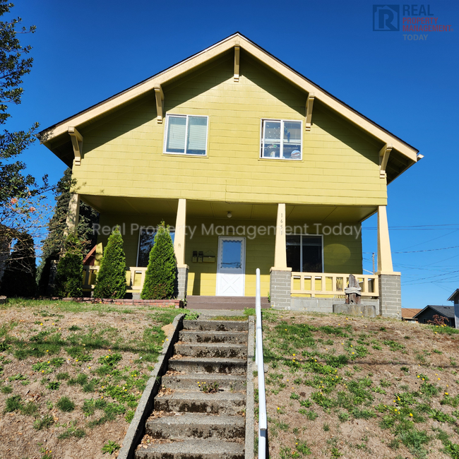 1651 S 35th St in Tacoma, WA - Building Photo - Building Photo