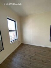 16 Saratoga Ave in Yonkers, NY - Building Photo - Building Photo