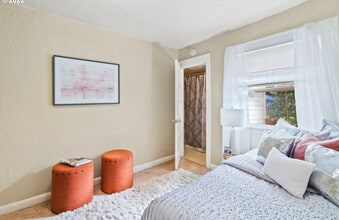 5322 NE 11th Ave in Portland, OR - Building Photo - Building Photo