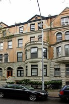 46 W 87th St in New York, NY - Building Photo