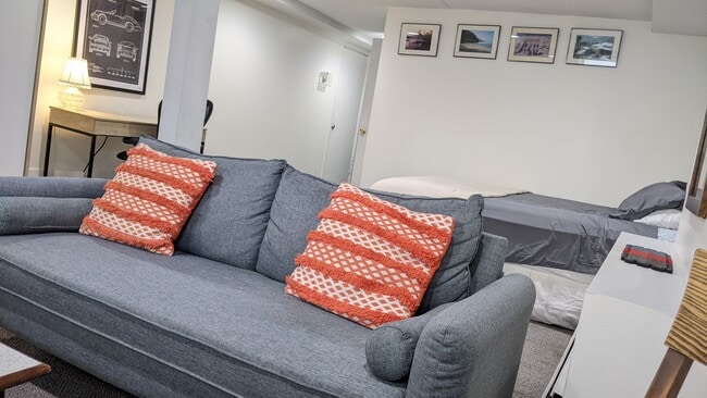 540 S Taylor Ave, Unit Garden Studio