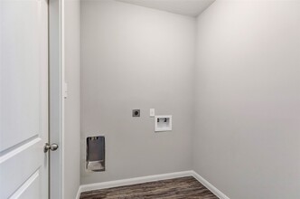 126 County Road-5102C in Cleveland, TX - Building Photo - Building Photo