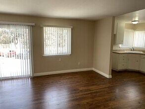 3001 Panama Dr in Oxnard, CA - Building Photo - Building Photo