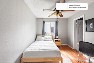 2311 Galway St, Unit Galway in Austin, TX - Foto de edificio - Building Photo