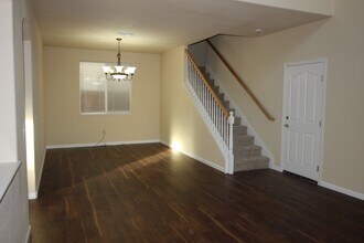 2514 Edgewater Dr in Santa Rosa, CA - Building Photo - Building Photo