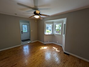620 Lake St in Twin Lakes, WI - Building Photo - Building Photo