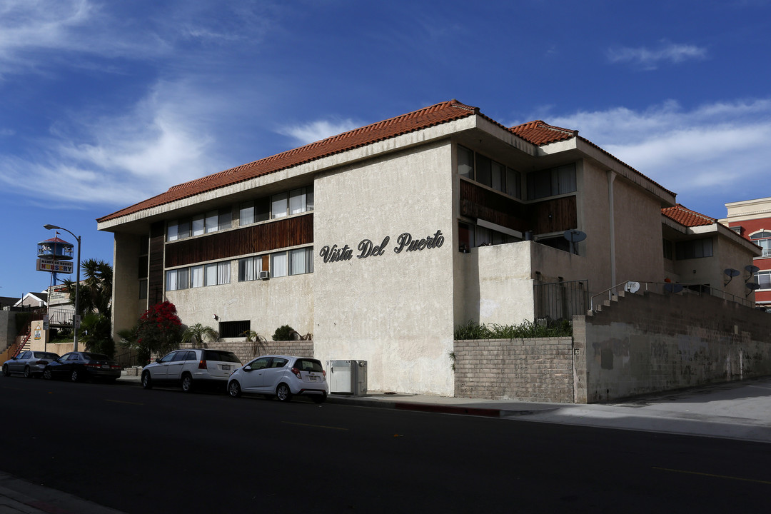 Vista Del Puerto Apartments in San Pedro, CA - Building Photo