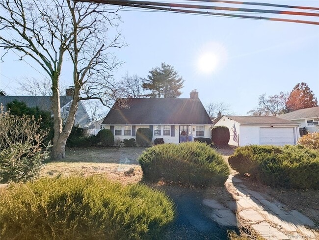 806 Oliver Ave in Westbury, NY - Building Photo - Building Photo