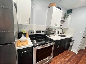 1120 NE 17th Ave in Fort Lauderdale, FL - Building Photo - Building Photo