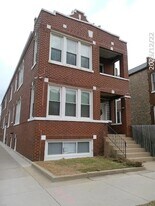 2558 W 39th Pl in Chicago, IL - Building Photo