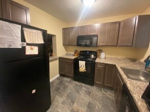 Waldon Pond Townhomes in Marshall, MI - Foto de edificio - Interior Photo