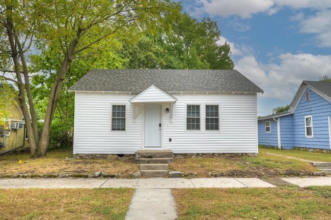 2123 S Porter Ave in Joplin, MO - Building Photo - Building Photo