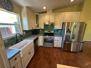 1410 Dewing Ln in Walnut Creek, CA - Building Photo - Building Photo