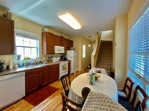 3925 Lexington Dr in Raleigh, NC - Building Photo - Building Photo