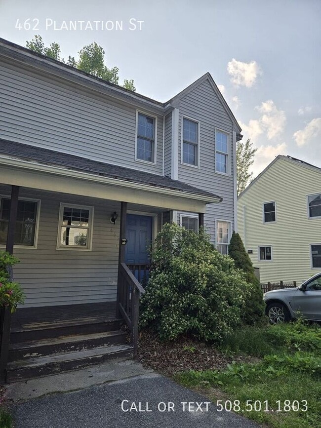 property at 462 Plantation St