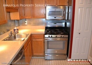 794F Fairview Ave in Annapolis, MD - Building Photo - Building Photo