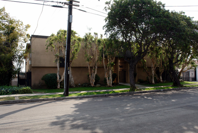 Short St Apartments in Inglewood, CA - Building Photo - Building Photo