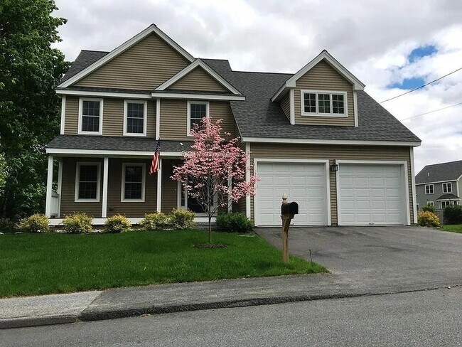 90 Cook Ln in Marlborough, MA - Building Photo - Building Photo