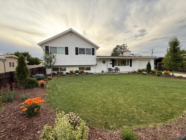 property at 172 Woodland Dr