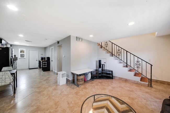 1945 NW 4th Ave in Boca Raton, FL - Building Photo - Building Photo