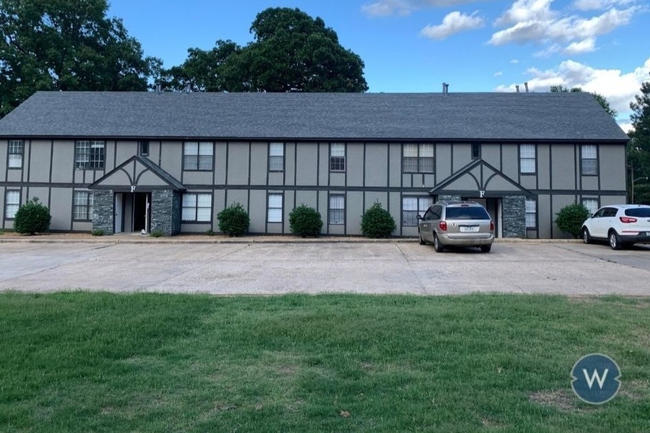 Stratford Manor Apartments in Jonesboro, AR - Building Photo