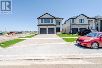 1901 Evans Blvd in London, ON - Building Photo - Building Photo