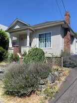 5214 Woodlawn Ave N, Unit #B in Seattle, WA - Building Photo