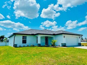 1116 NW 20th Pl in Cape Coral, FL - Building Photo - Building Photo