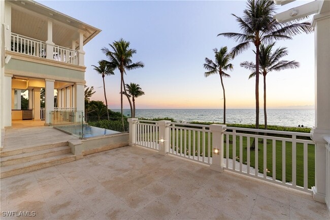 property at 1270 Gulf Shore Blvd S