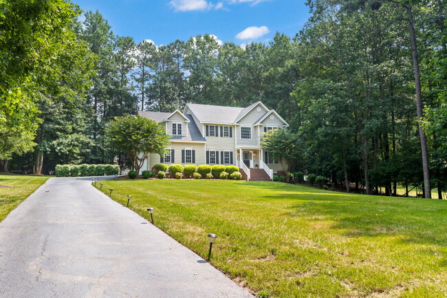 8324 Shagreen Ct in Chesterfield, VA - Building Photo - Building Photo