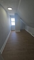 65 Hudson St, Unit 1 in Newark, NJ - Building Photo