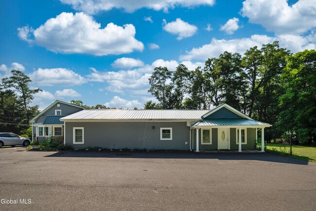 property at 489 Grooms Rd