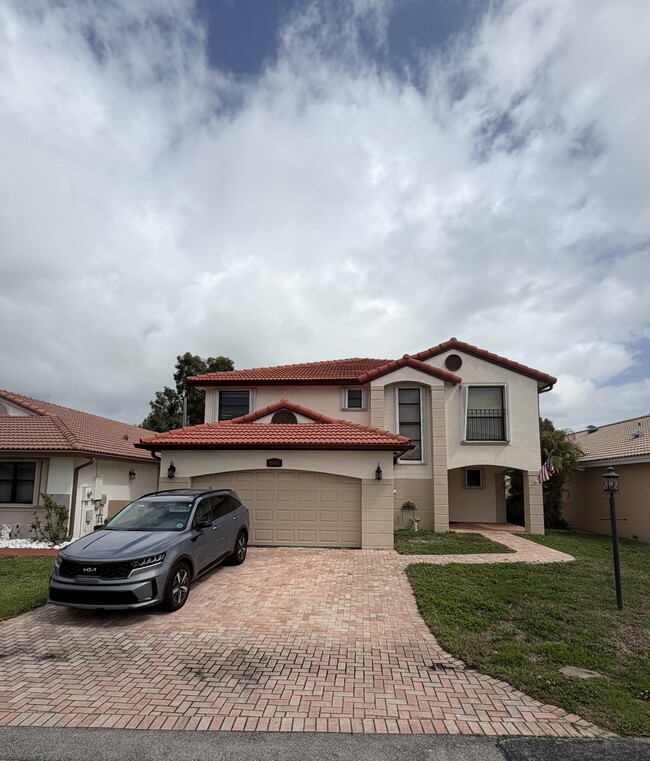 property at 15061 Norfolk Ln