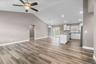 1900 Williamsburg Dr in Cape Girardeau, MO - Building Photo - Building Photo