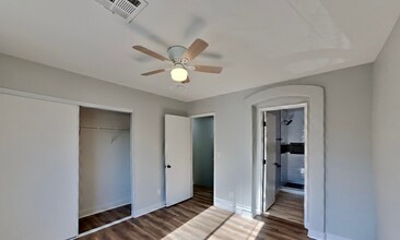 2280 Platinum Band St in Las Vegas, NV - Building Photo - Building Photo