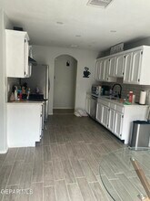 3280 Mike Godwin Dr in El Paso, TX - Building Photo - Building Photo