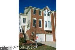22657 Narragansett Terrace in Ashburn, VA - Building Photo