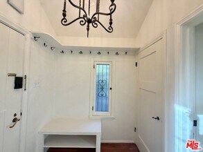 208 Westmoreland Ave in Los Angeles, CA - Building Photo - Building Photo