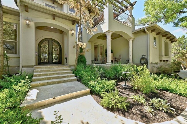 1005 Ottawa Dr in Austin, TX - Building Photo - Building Photo