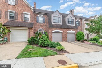 6311 Chaucer Ln in Alexandria, VA - Building Photo - Building Photo