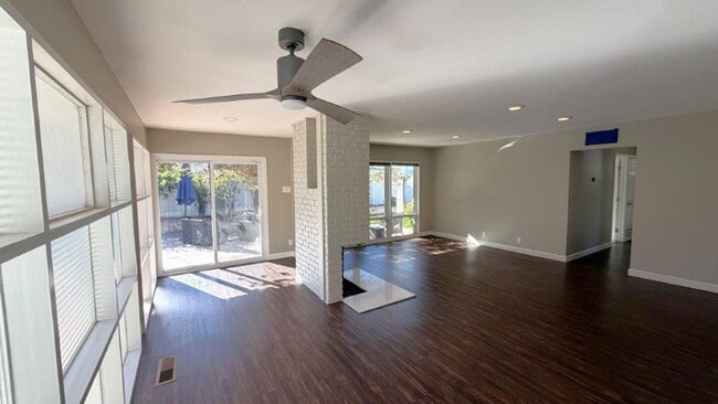 3042 Wildewood Dr in Concord, CA - Building Photo - Building Photo