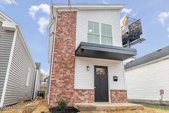 1322 S Preston St in Louisville, KY - Building Photo - Building Photo