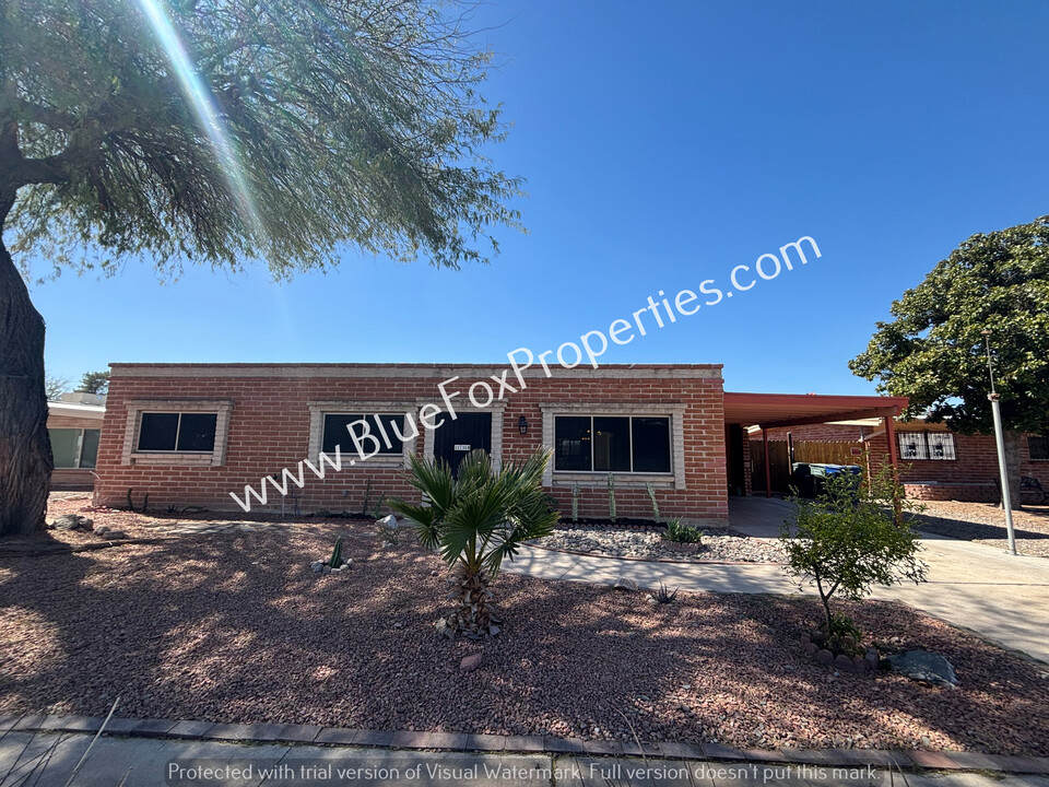 1716 S Sleepy Hollow Ave in Tucson, AZ - Building Photo