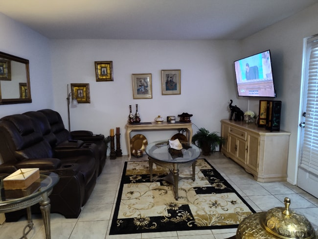 15551 Sunland Gin Rd