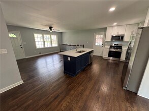 2647 Warwick Cir NE in Atlanta, GA - Building Photo - Building Photo