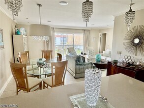 1666 Osprey Ave in Naples, FL - Building Photo - Building Photo