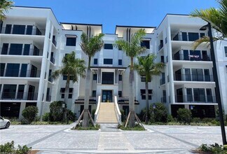 1111 Central Ave in Naples, FL - Building Photo - Building Photo