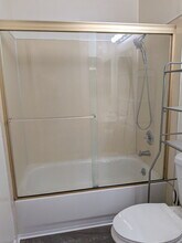 9279 Corinthian Cir in Sacramento, CA - Building Photo - Building Photo