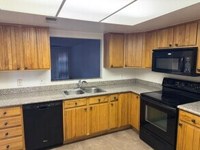 5126 E Monte Vista Rd in Phoenix, AZ - Building Photo - Building Photo